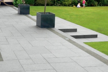 Granitpflatten geflammt